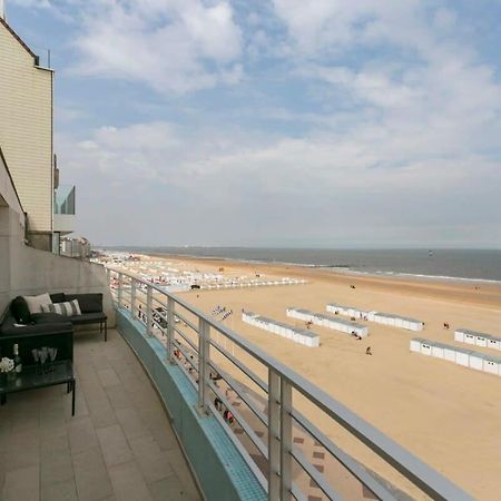 Huswell - Panoramic Seaview Apartment In 'T Zoute Knokke-Heist Esterno foto