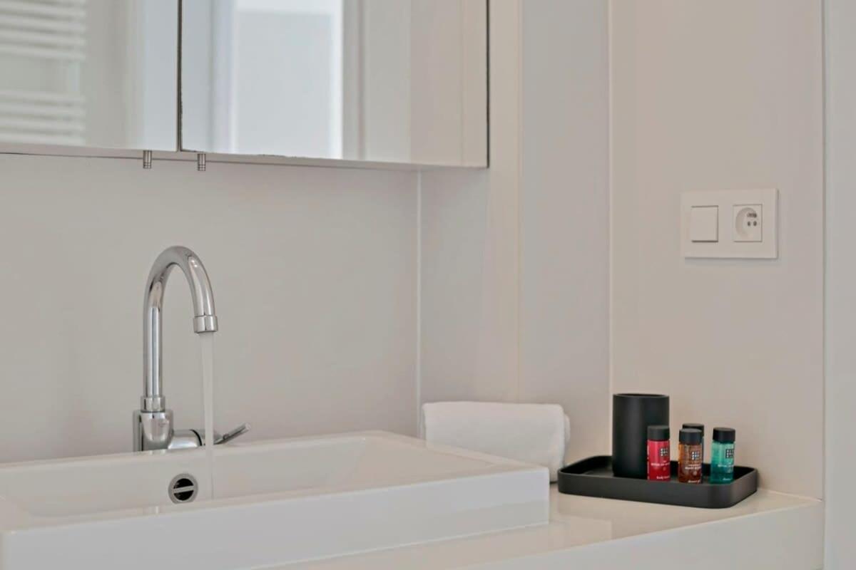 Huswell - Panoramic Seaview Apartment In 'T Zoute Knokke-Heist Esterno foto