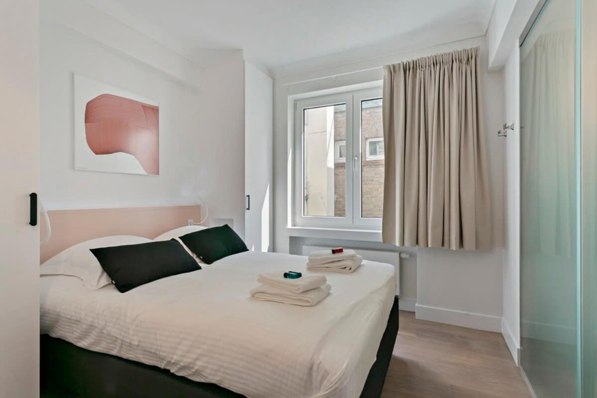 Huswell - Panoramic Seaview Apartment In 'T Zoute Knokke-Heist Esterno foto