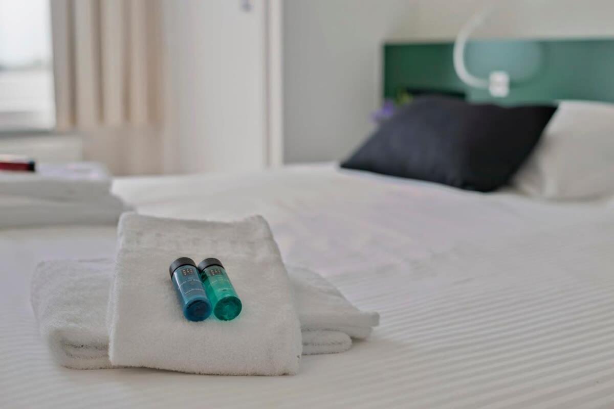 Huswell - Panoramic Seaview Apartment In 'T Zoute Knokke-Heist Esterno foto