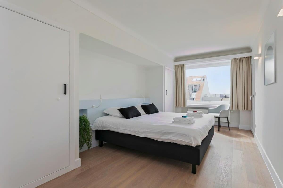 Huswell - Panoramic Seaview Apartment In 'T Zoute Knokke-Heist Esterno foto