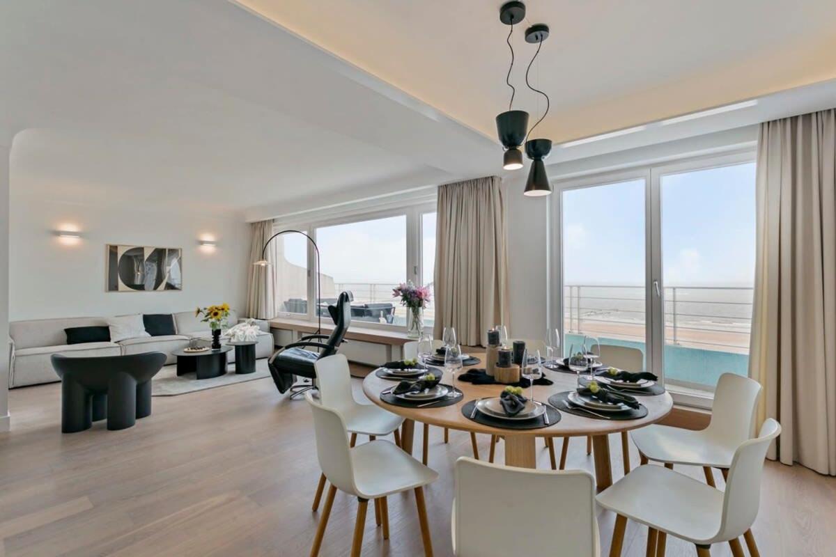 Huswell - Panoramic Seaview Apartment In 'T Zoute Knokke-Heist Esterno foto
